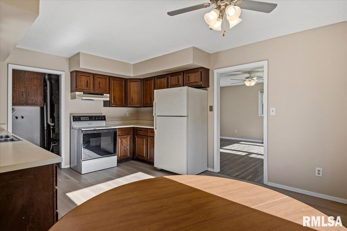 321 Park Street Rochester, IL 62563 - Photo 12 of 35