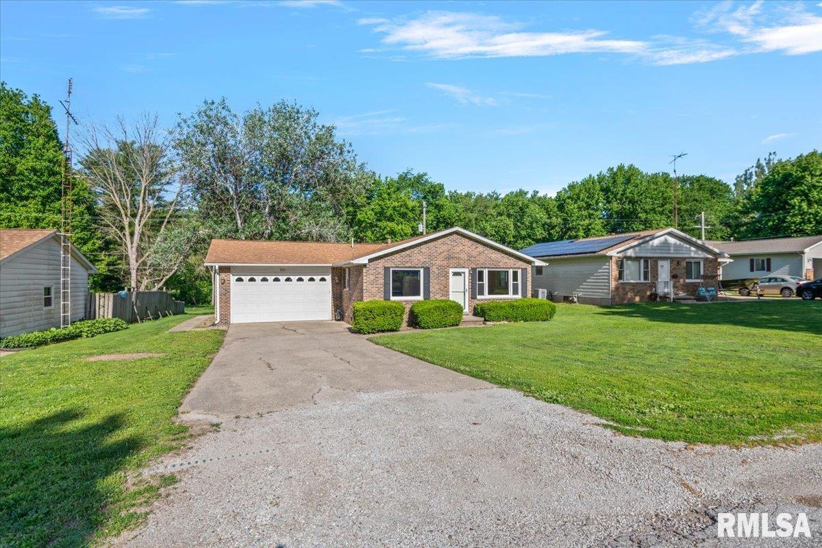 321 Park Street Rochester, IL 62563 - Photo 4 of 35