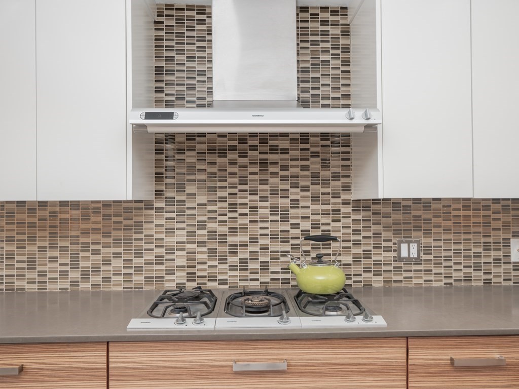 119 Wayne Road Newton, MA 02459 - Photo 8 of 41