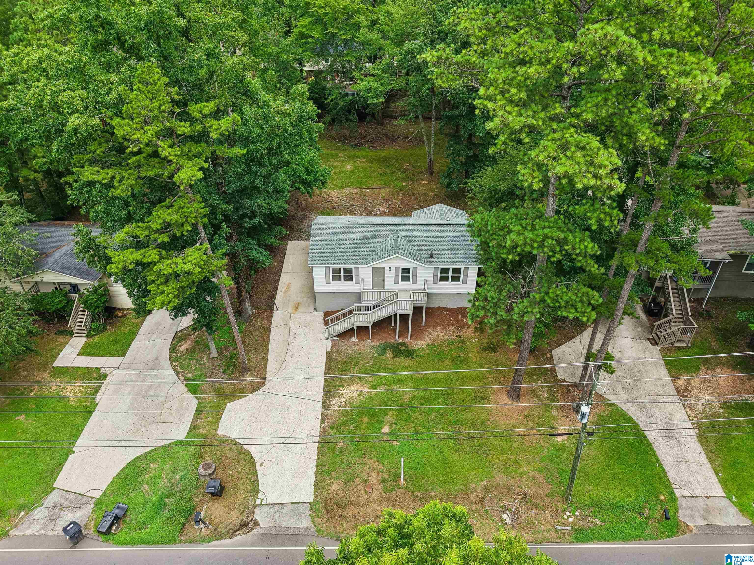 1688 Brewster Road Birmingham, AL 35235 - Photo 3 of 14