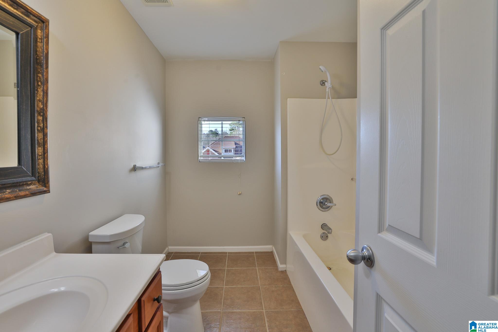 8199 Becker Lane Leeds, AL 35094 - Photo 14 of 17