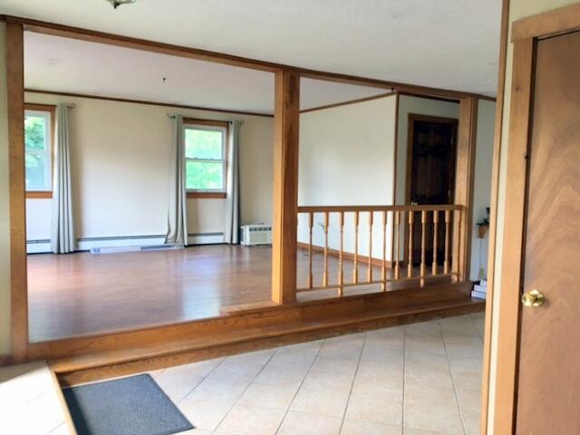 46 Cushman Road Winslow, ME 04901 - Photo 2 of 29 Living room