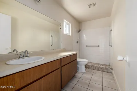 $879,000 | 17859 North 40th Street, Phoenix, AZ 85032