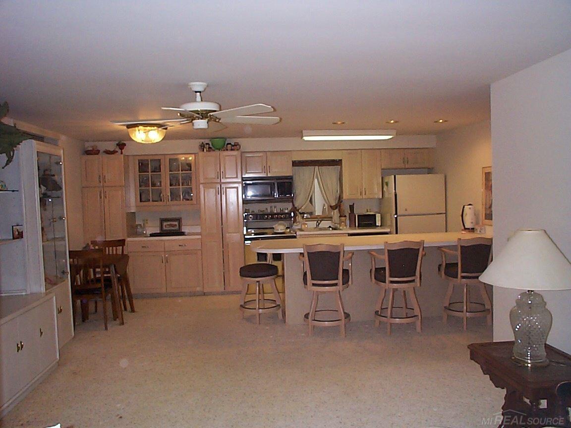 1935 River Road, Unit 7 St. Clair, MI 48079 - Photo 13 of 27 31227127-12.JPG