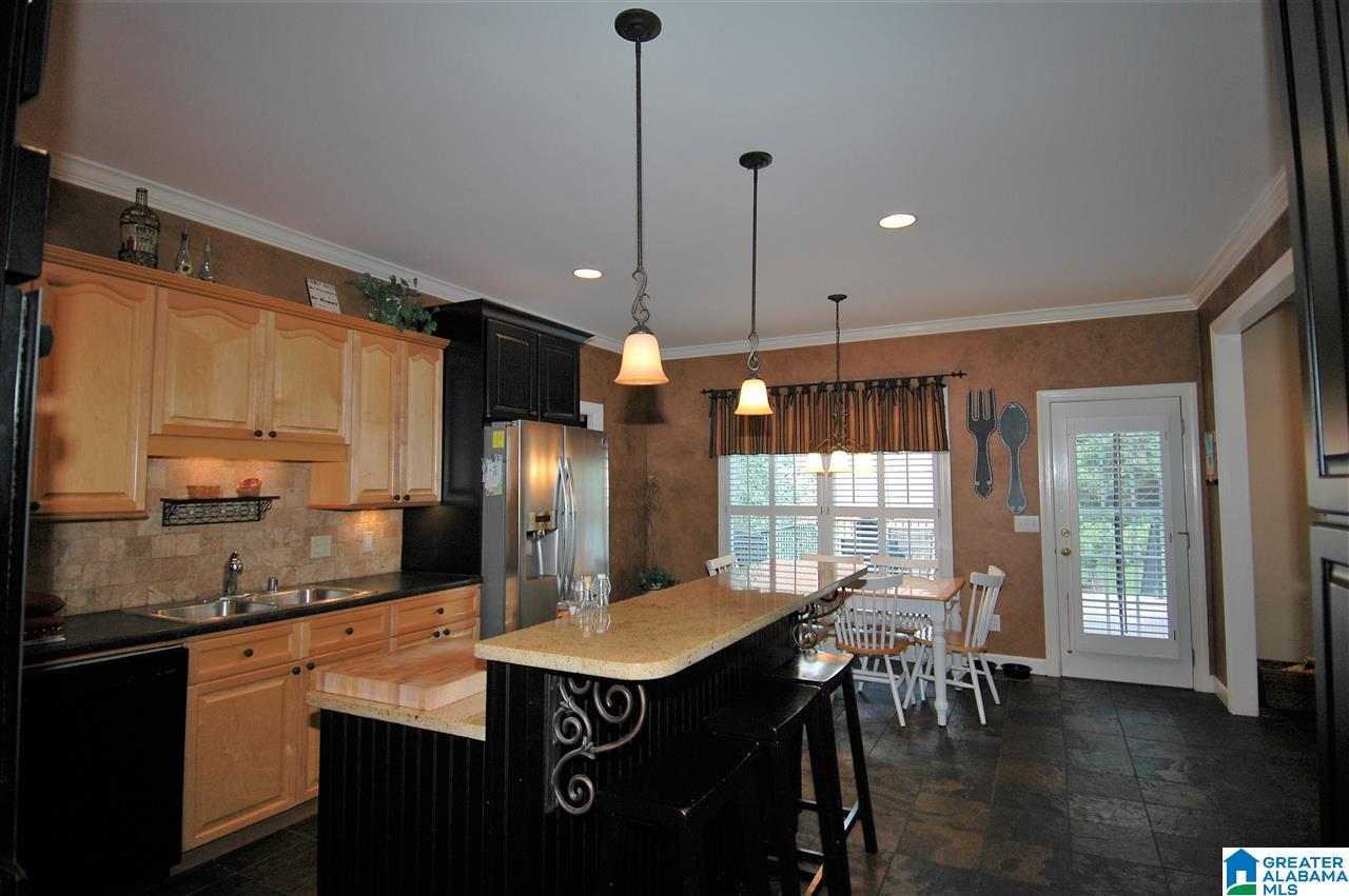 73 Maple Trace Hoover, AL 35244 - Photo 6 of 50
