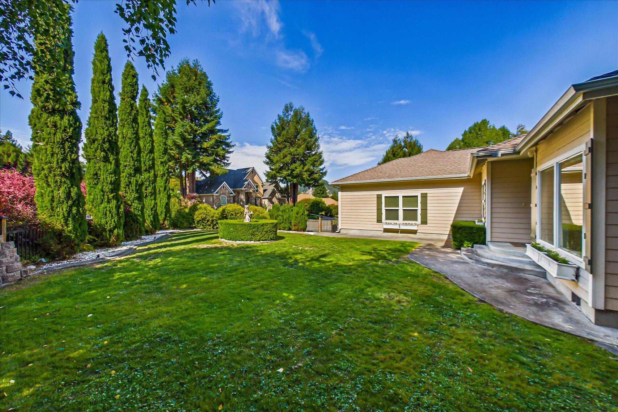 172 Grayland Heights Road Rio Dell, CA 95562 - Photo 6 of 77 Gallery Image 6