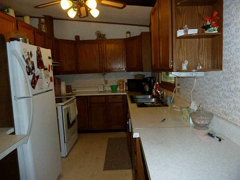 1416 Washington Road Marion Center, PA 15759 - Photo 5 of 11 Kitchen.