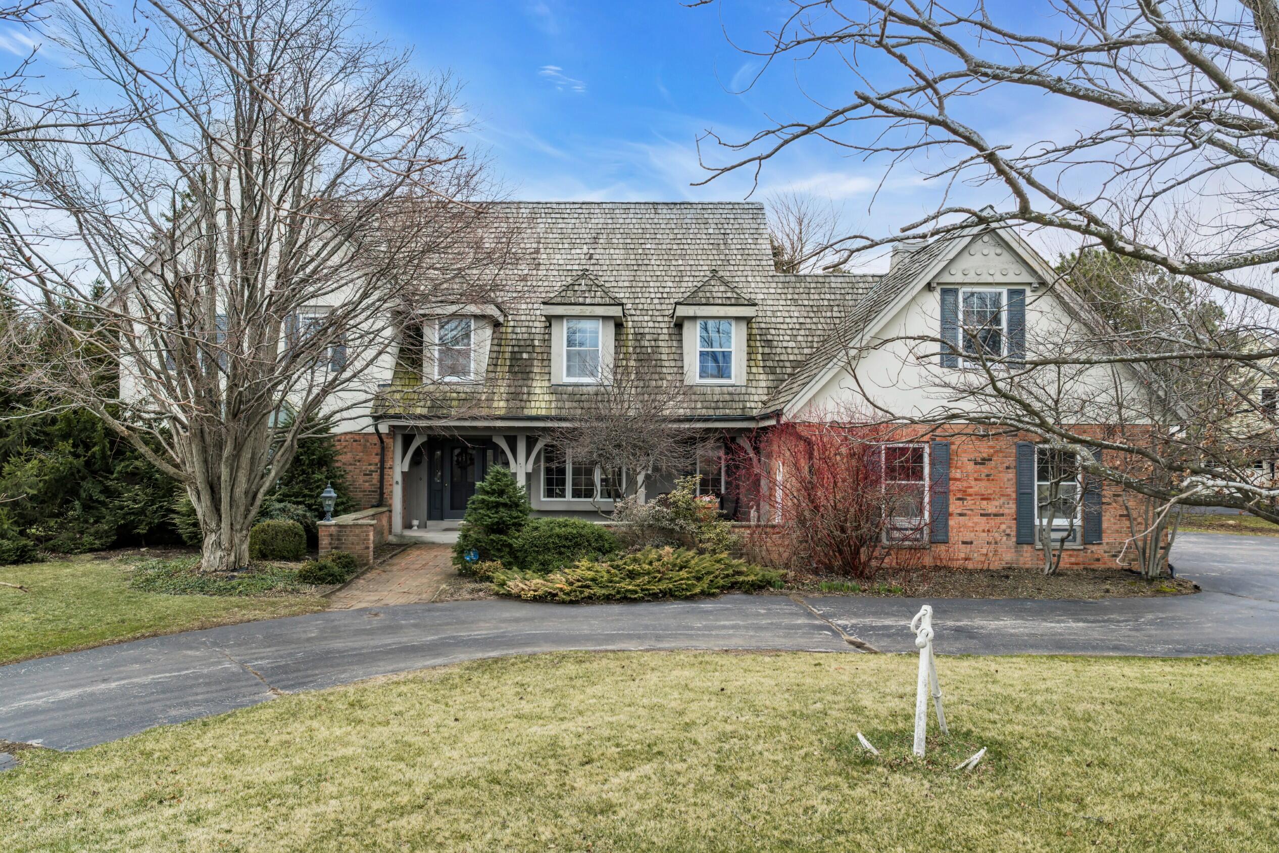 101 Lamplighter Lane Wind Point, WI 53402 - Photo 2 of 51 Photo (1)