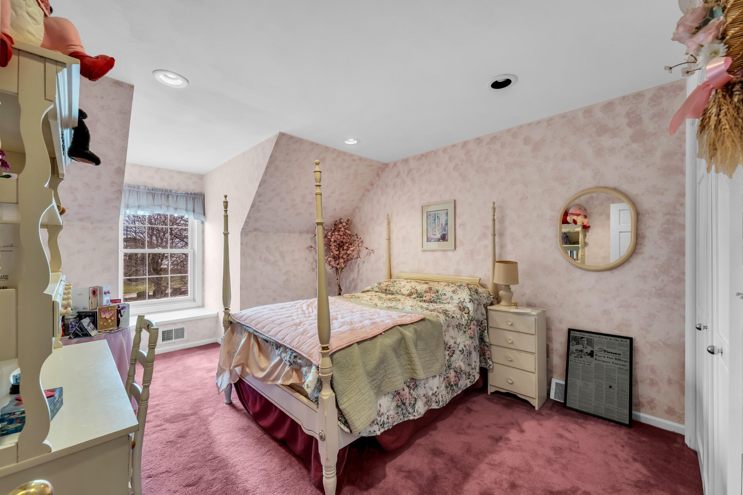 101 Lamplighter Lane Wind Point, WI 53402 - Photo 33 of 51 Bedroom #3