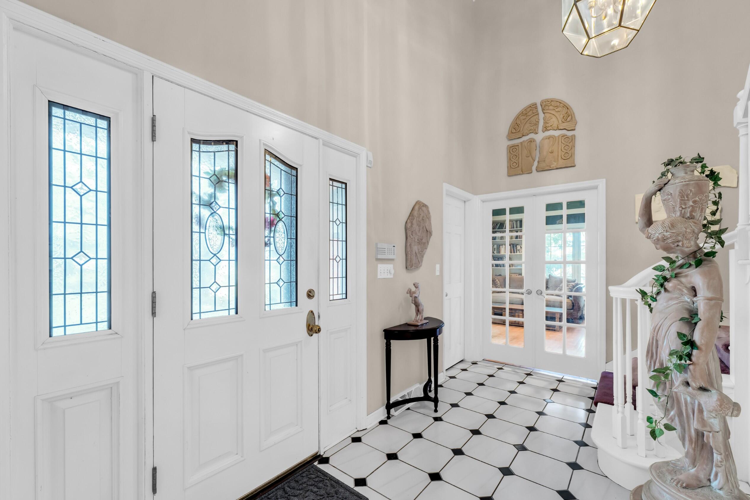 101 Lamplighter Lane Wind Point, WI 53402 - Photo 7 of 51 Foyer