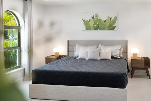 $25,000 | 1575 Osprey Avenue, Naples, FL 34102