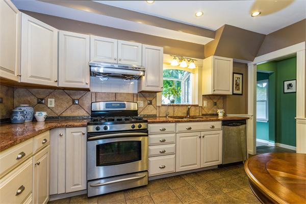 19 Howitt Road Boston, MA 02132 - Photo 5 of 27 Gallery Image 5