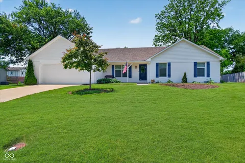 $359,900 | 12764 Charing Cross Road, Carmel, IN 46033