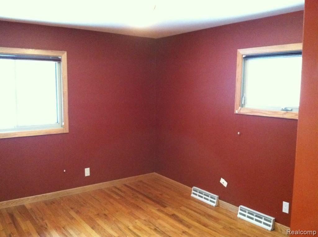 1933 Dunmore Road Ann Arbor, MI 48103 - Photo 10 of 25 1933 Dunmore 10.jpg