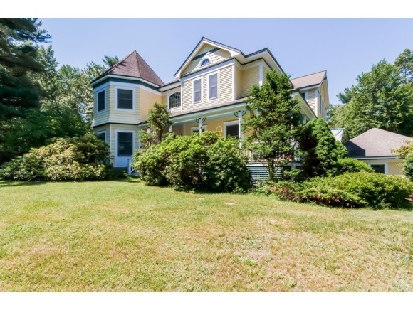 23 Meadowbrook Road Derry, NH 03038 - Photo 2 of 31