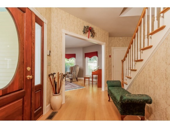 23 Meadowbrook Road Derry, NH 03038 - Photo 6 of 31