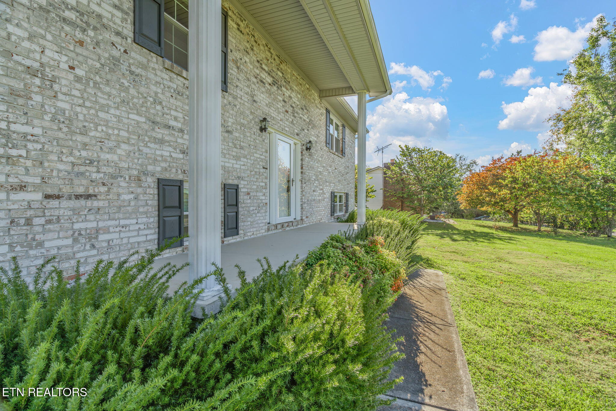 8408 Graceland Road Corryton, TN 37721 - Photo 6 of 47 6-web-or-mls-8408 Graceland Road-17