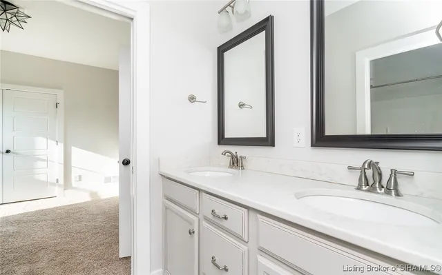 $619,900 | 3008 Saratoga Lane, Sellersburg, IN 47172