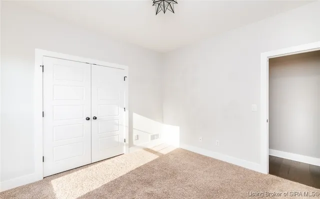 $619,900 | 3008 Saratoga Lane, Sellersburg, IN 47172