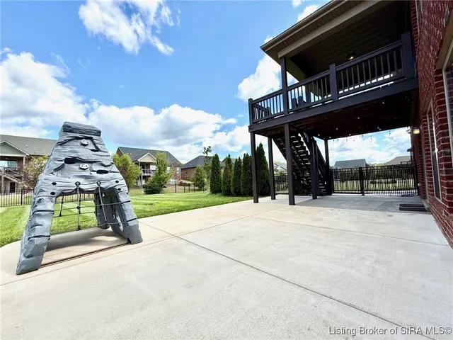 $619,900 | 3008 Saratoga Lane, Sellersburg, IN 47172