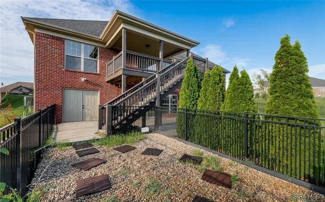 $619,900 | 3008 Saratoga Lane, Sellersburg, IN 47172