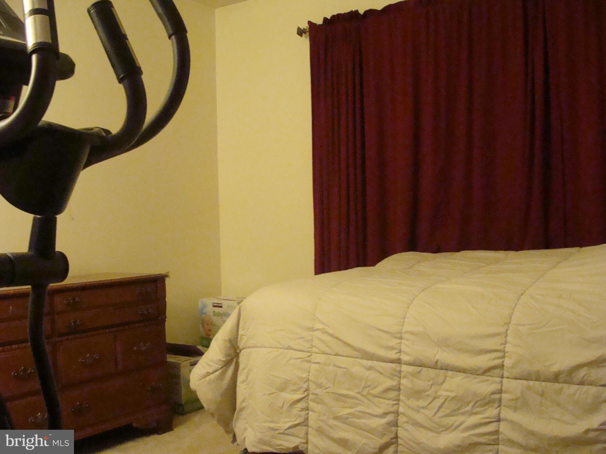 585 Klockner Road Hamilton, NJ 08619 - Photo 17 of 33 3rd Bedroom