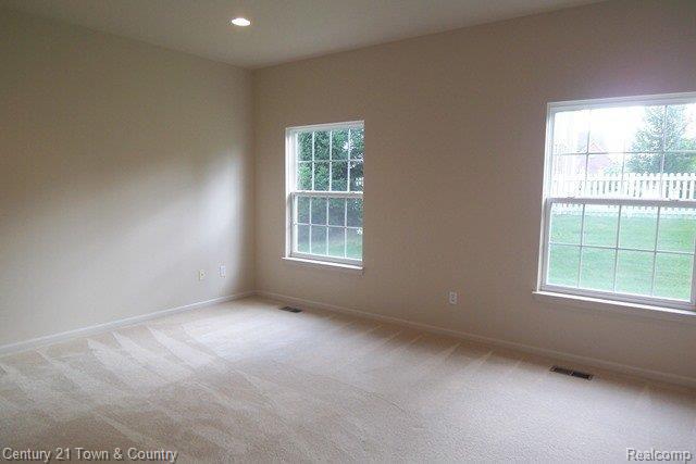 754 East Bluff Court Rochester, MI 48306 - Photo 8 of 20 MASTER BR