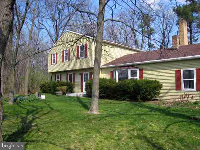 8 Bullfrog Road Grantville, PA 17028 - Photo 2 of 25 Gallery Image 2