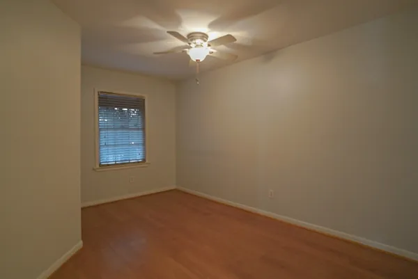 $800 | 5216 Arboles Drive, Unit 10, Houston, TX 77035