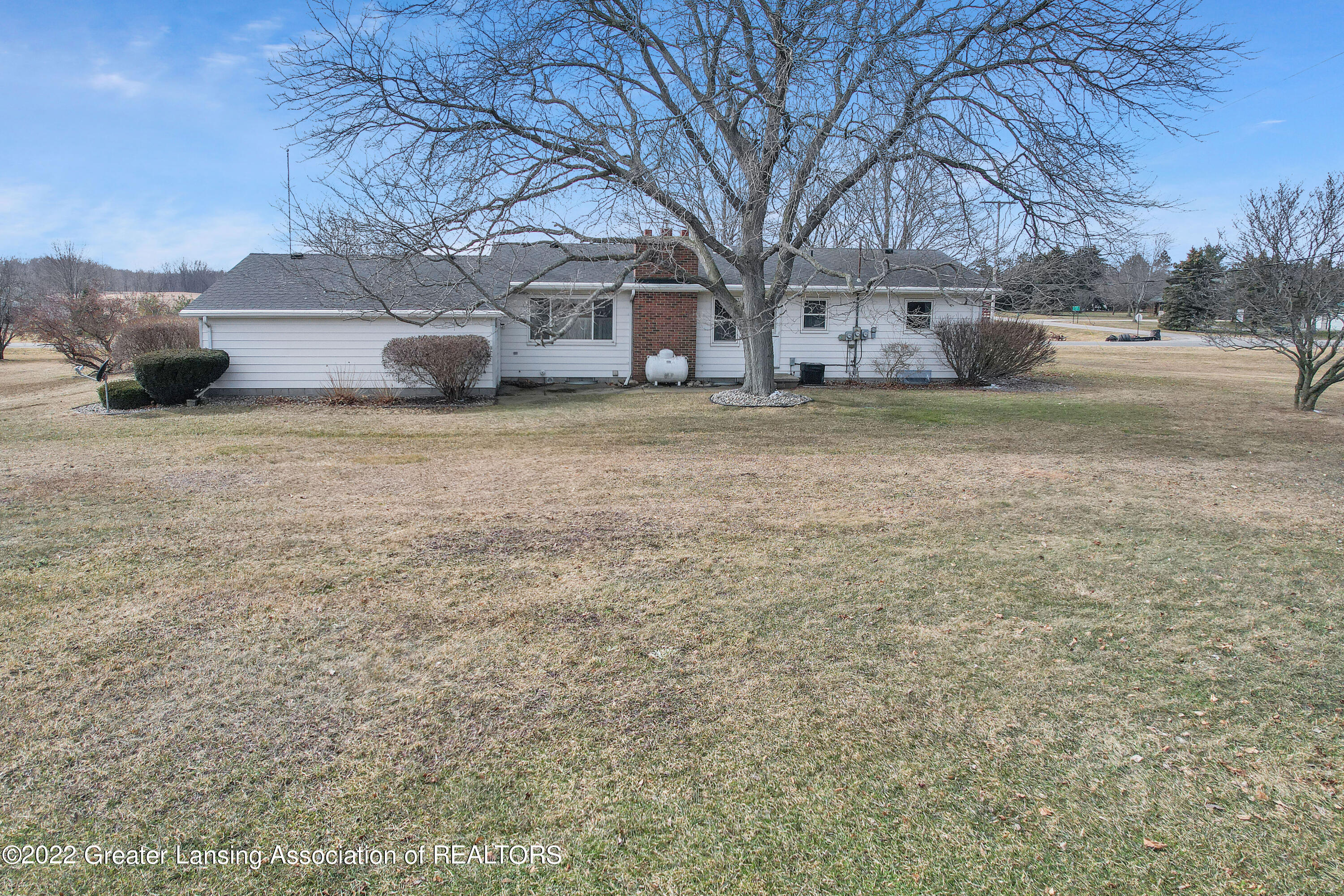 984 North Meech Road Williamston, MI 48895 - Photo 2 of 31 Photo_1080361019_DJI_59_jpg_12073023_0_2