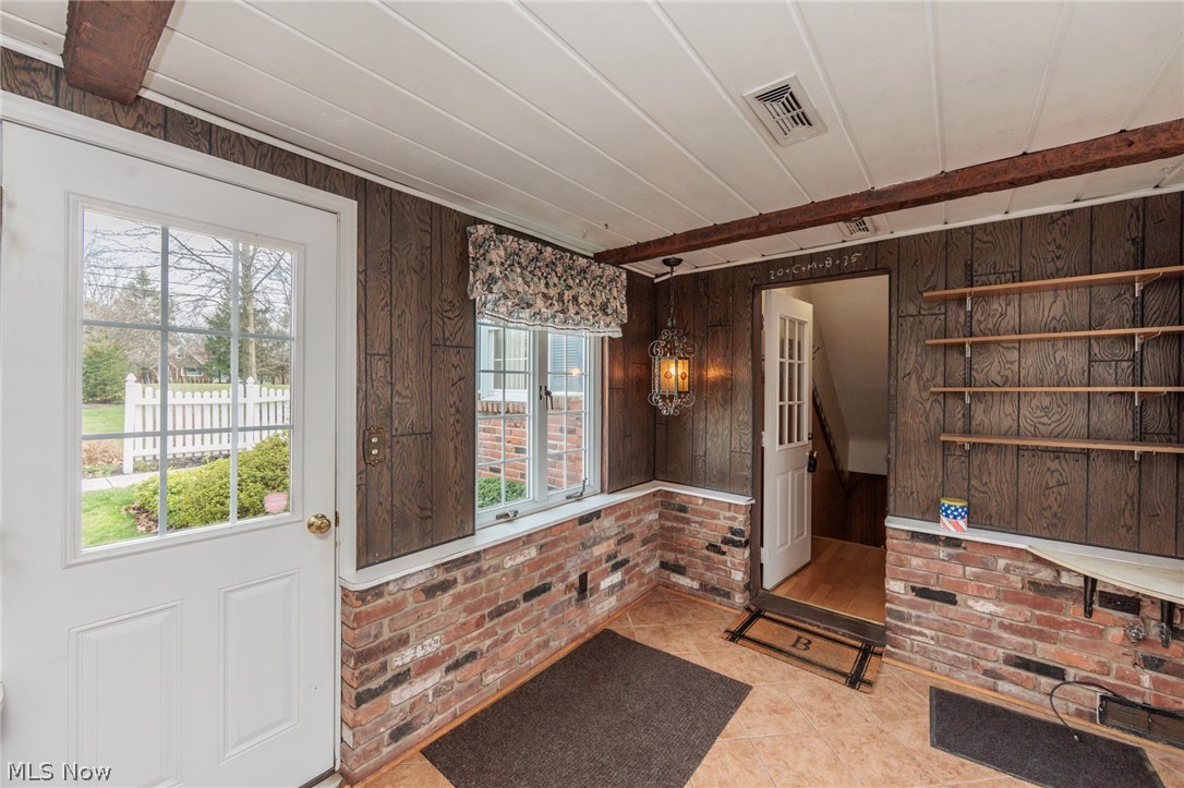 10136 Ridge Road North Royalton, OH 44133 - Photo 4 of 49 Gallery Image 4