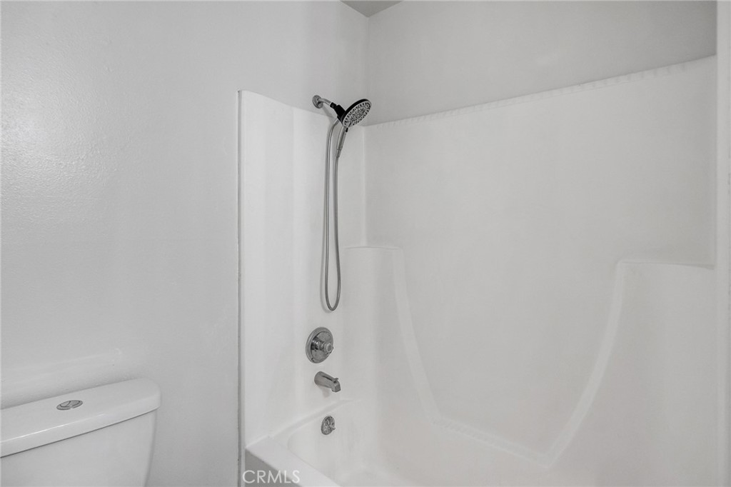 13372 Tutelo Road Apple Valley, CA 92308 - Photo 35 of 53