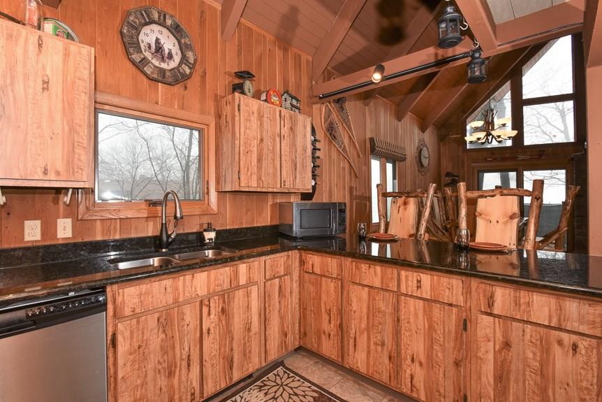 529 Gardner Road Hidden Valley, PA 15502 - Photo 10 of 25 Gallery Image 10