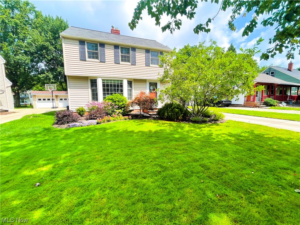 5267 Edenhurst Road Cleveland, OH 44124 - Photo 1 of 34