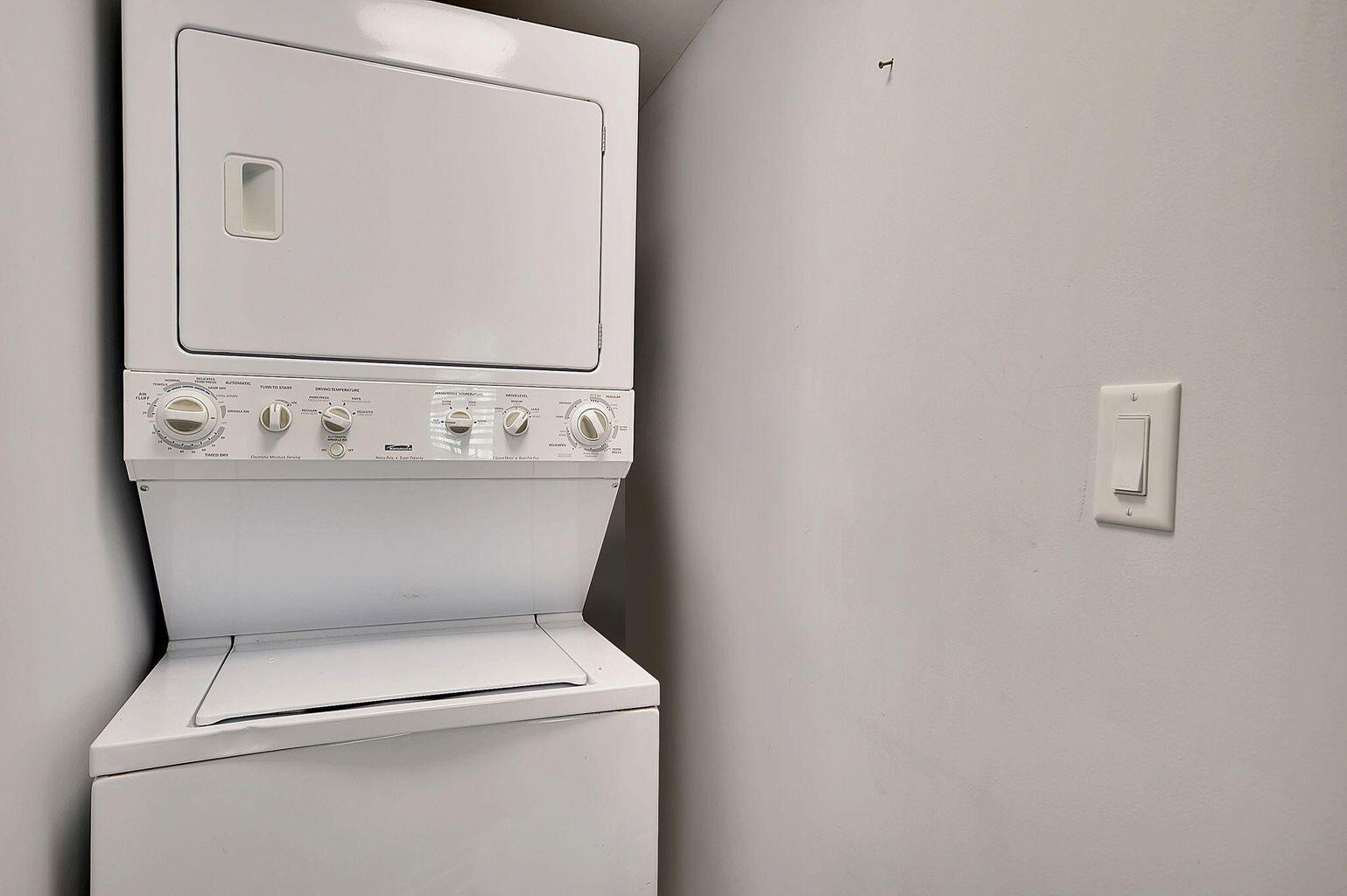 15 Horlbeck Alley, Unit 15 Charleston, SC 29401 - Photo 11 of 30 20250105183618776883000000-o