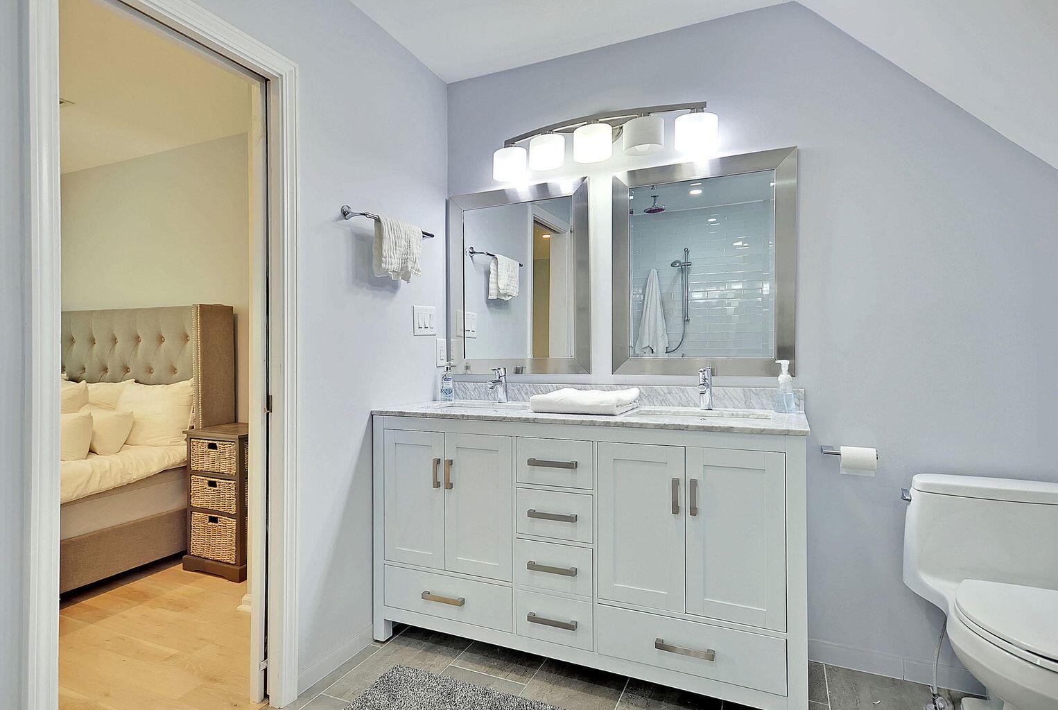 15 Horlbeck Alley, Unit 15 Charleston, SC 29401 - Photo 23 of 30 20250105183627042148000000-o