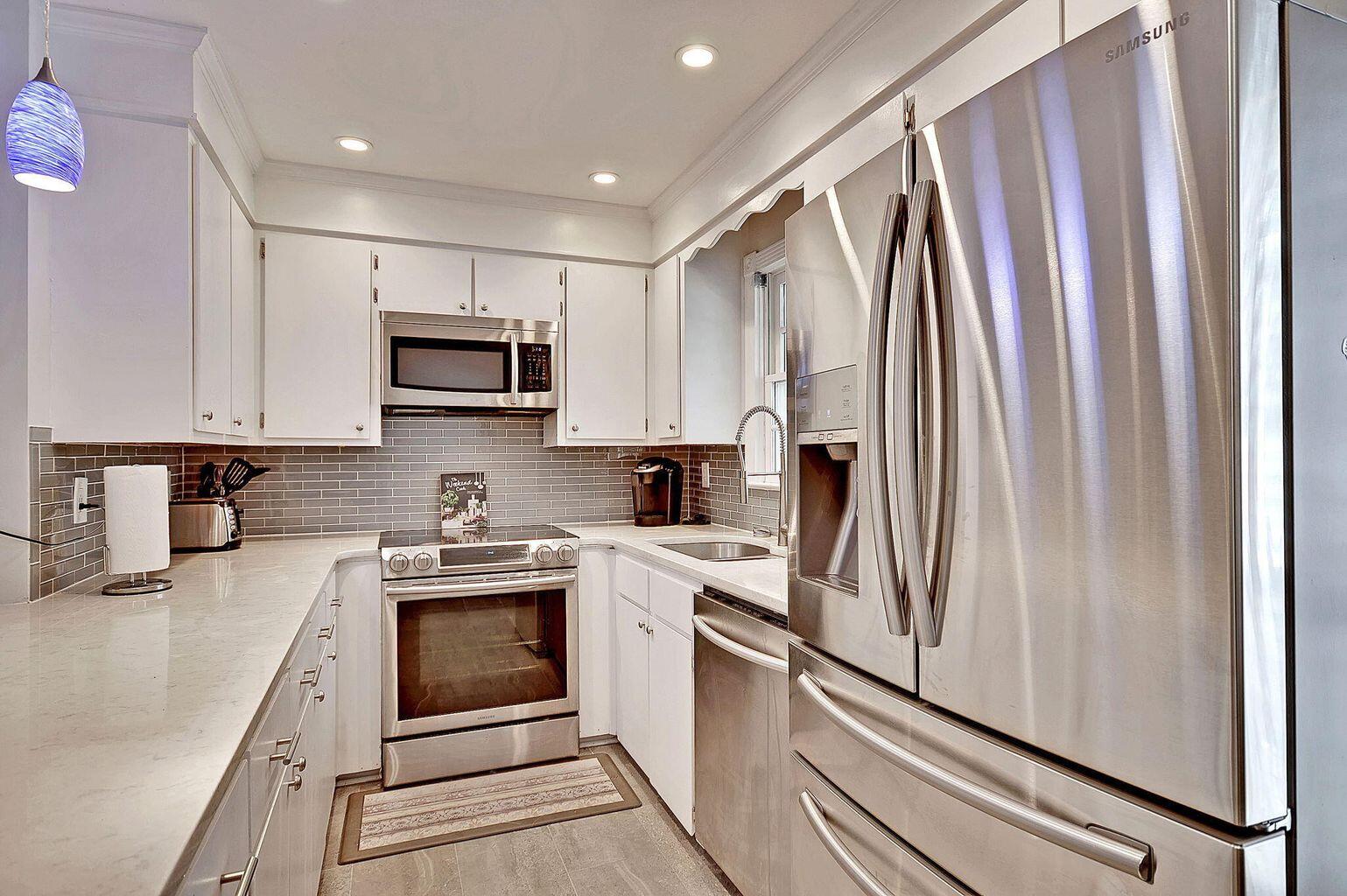 15 Horlbeck Alley, Unit 15 Charleston, SC 29401 - Photo 8 of 30 20250105183616698100000000-o