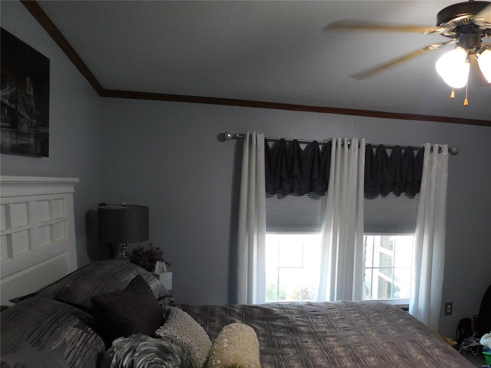 11941 Norman Road Marion, IL 62959 - Photo 15 of 29 Gallery Image 15