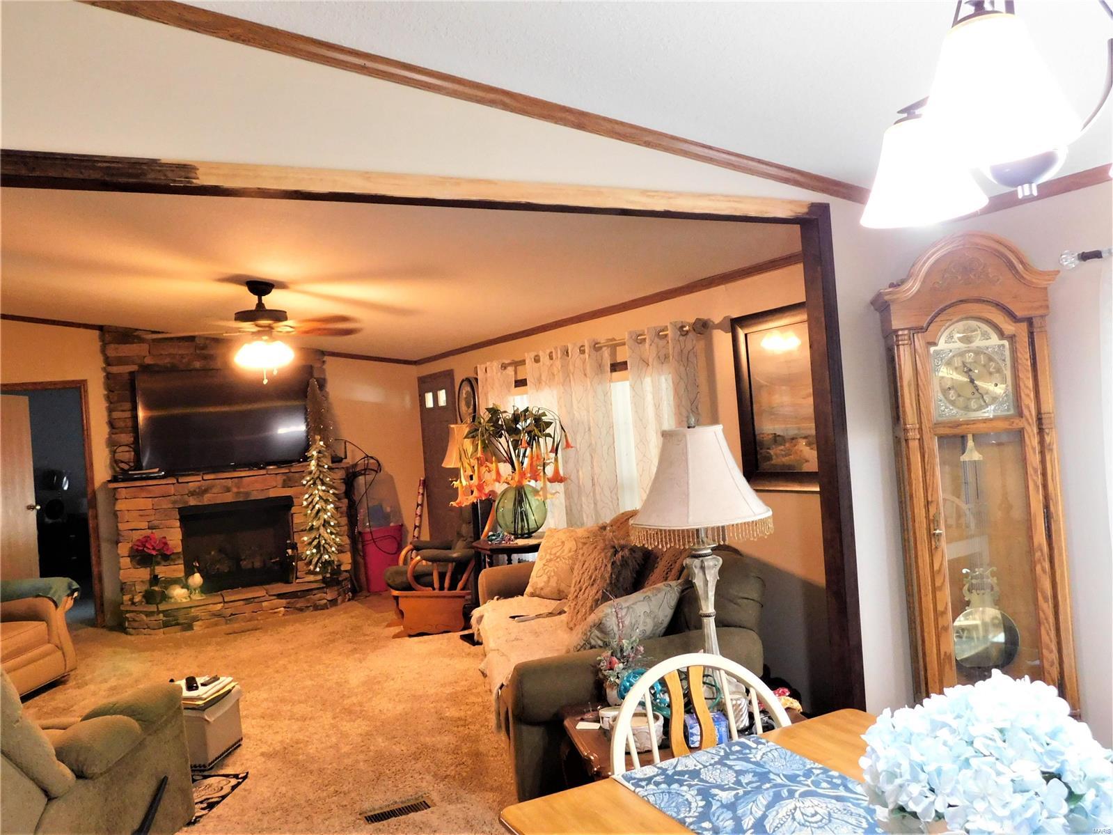 11941 Norman Road Marion, IL 62959 - Photo 21 of 29 Gallery Image 21