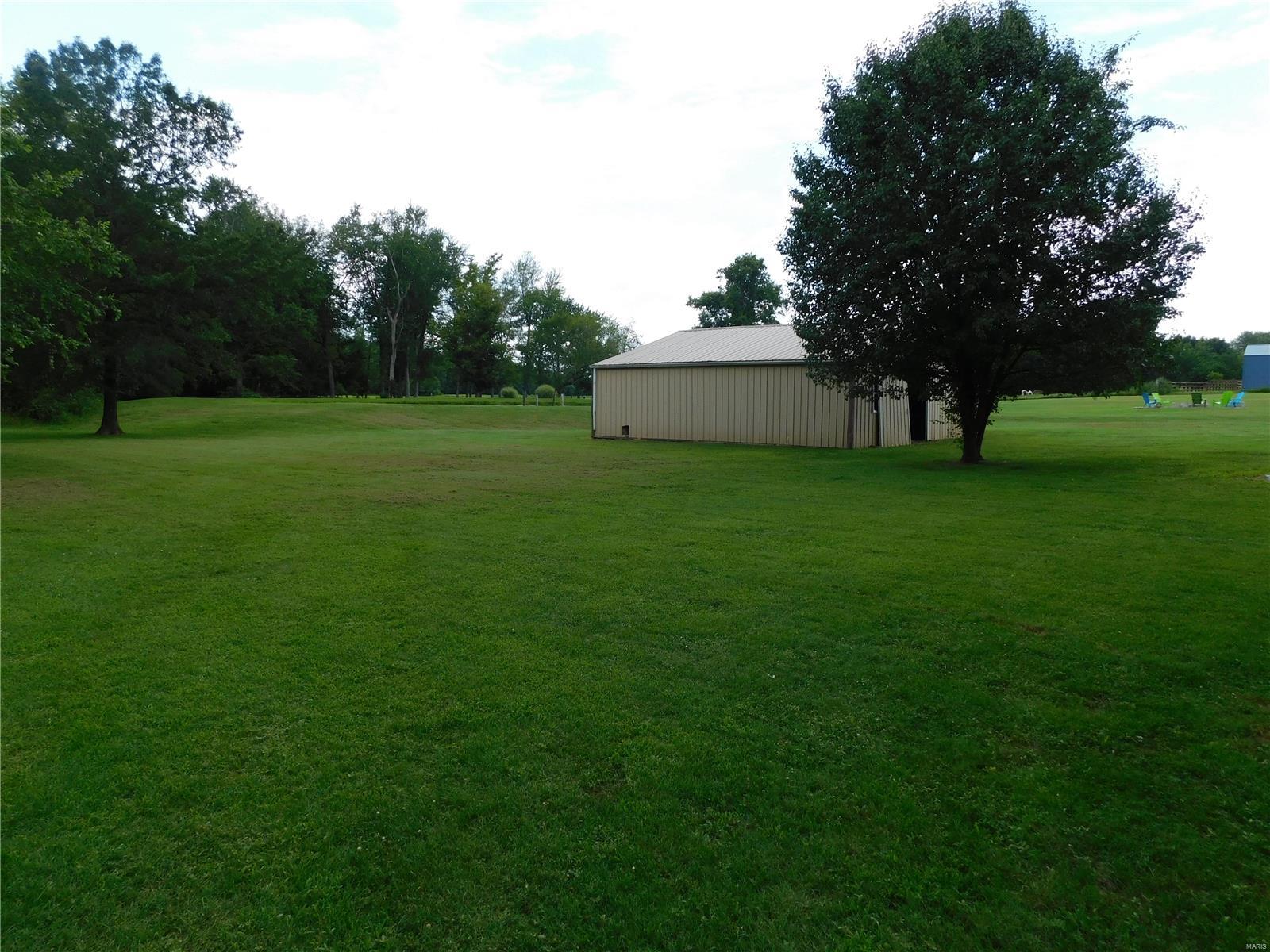 11941 Norman Road Marion, IL 62959 - Photo 28 of 29 Gallery Image 28