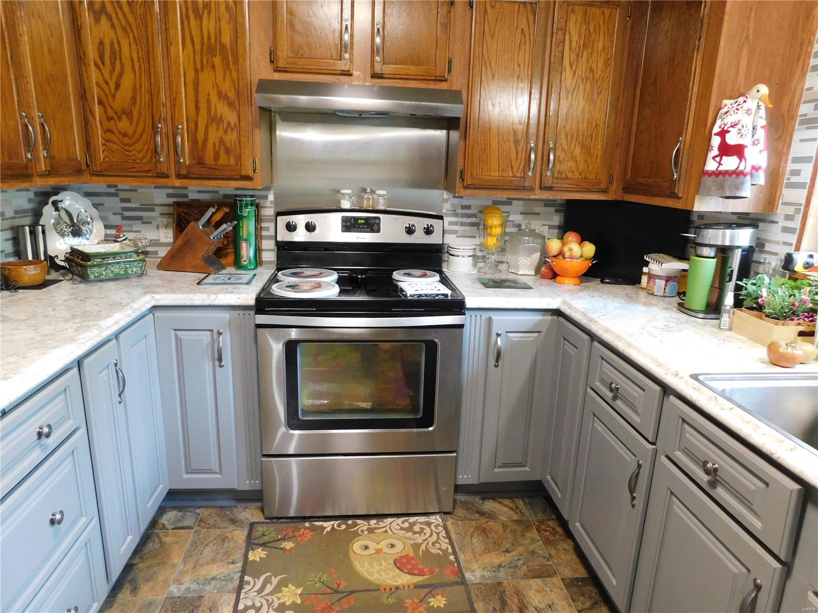 11941 Norman Road Marion, IL 62959 - Photo 10 of 29 Gallery Image 10