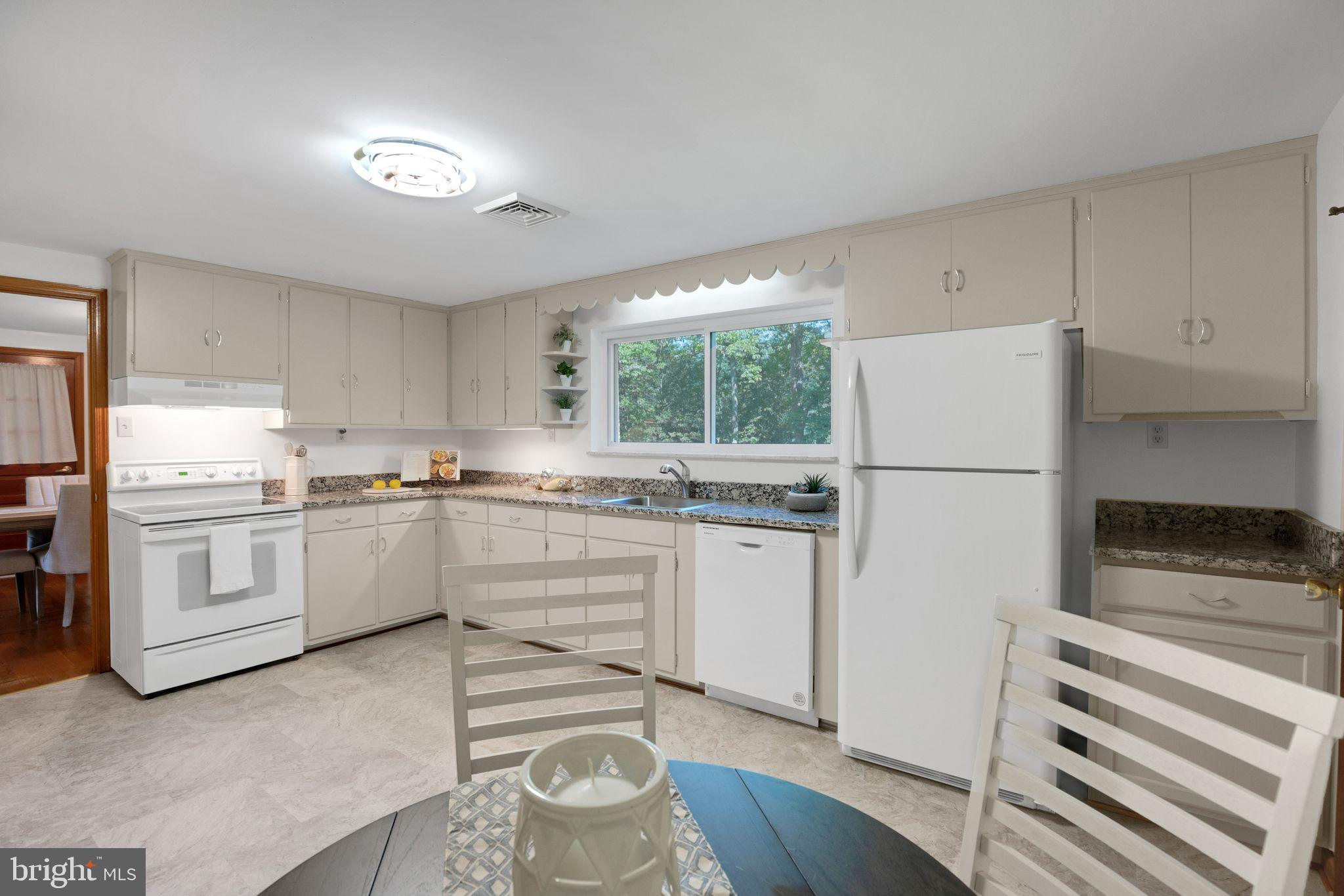 45382 Sypher Road California, MD 20619 - Photo 15 of 58 Kitchen with water view