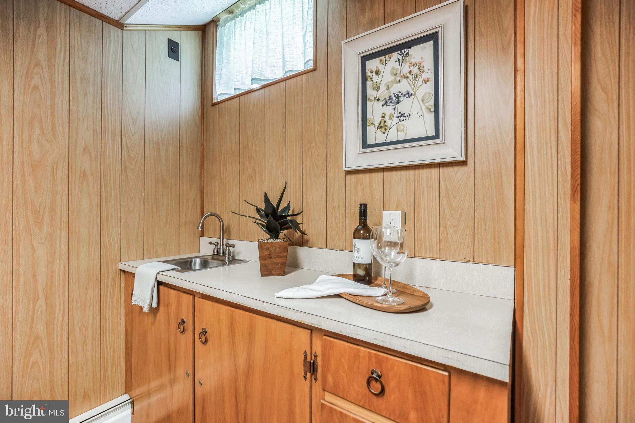 45382 Sypher Road California, MD 20619 - Photo 35 of 58 Lower level wet bar