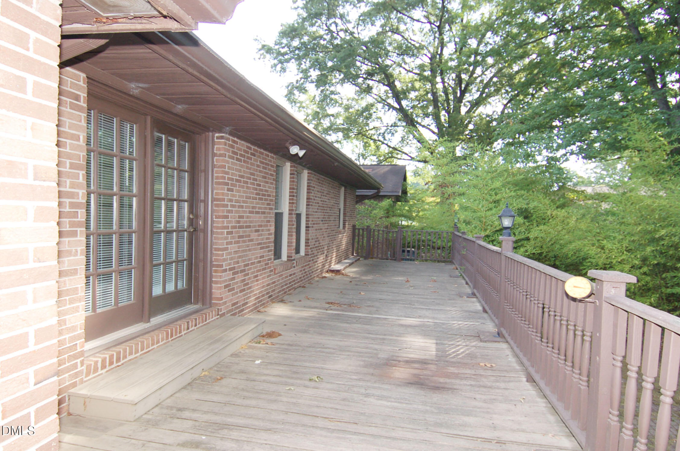 706 Smedes Place Raleigh, NC 27605 - Photo 19 of 21 25 Deck
