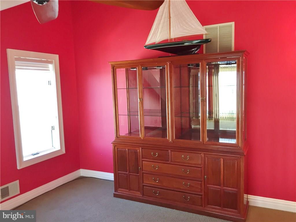 40 Parker Road Tuckerton, NJ 08087 - Photo 8 of 22 Gallery Image 8