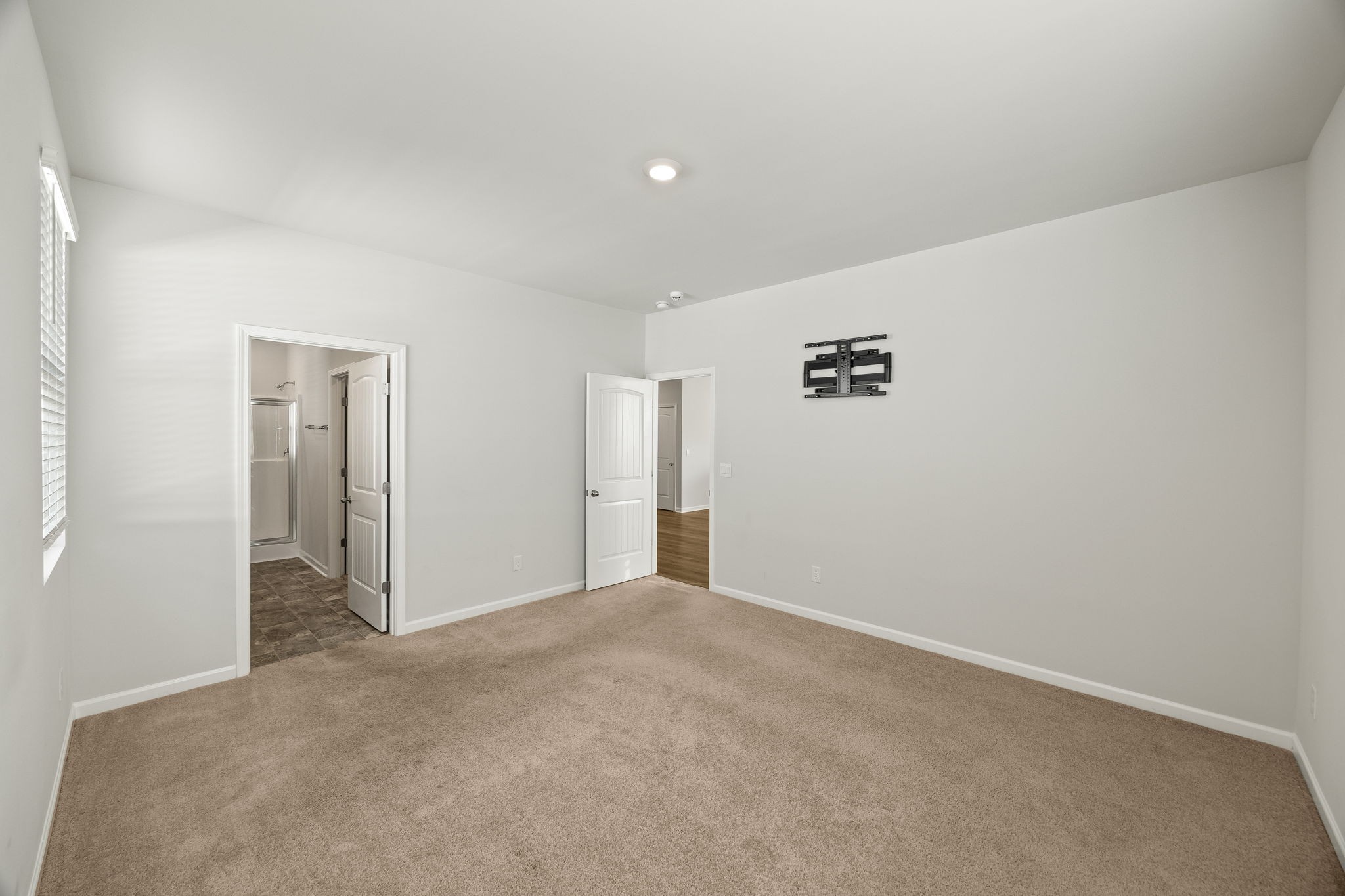 312 Oliver Way Baxter, TN 38544 - Photo 11 of 33 a view of an empty room