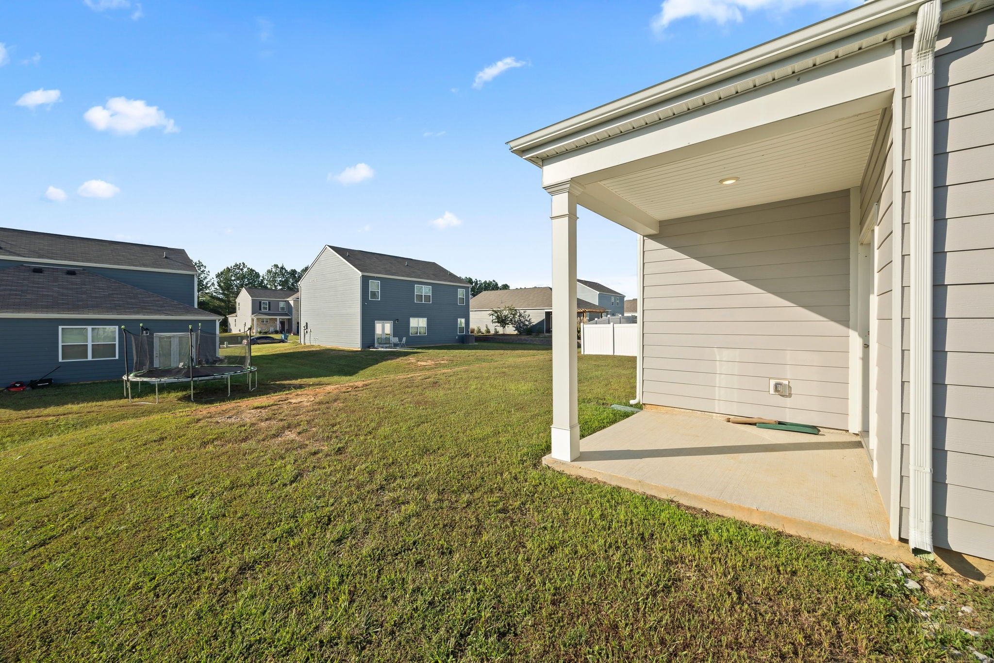 312 Oliver Way Baxter, TN 38544 - Photo 25 of 33 a view of a house with a outdoor space