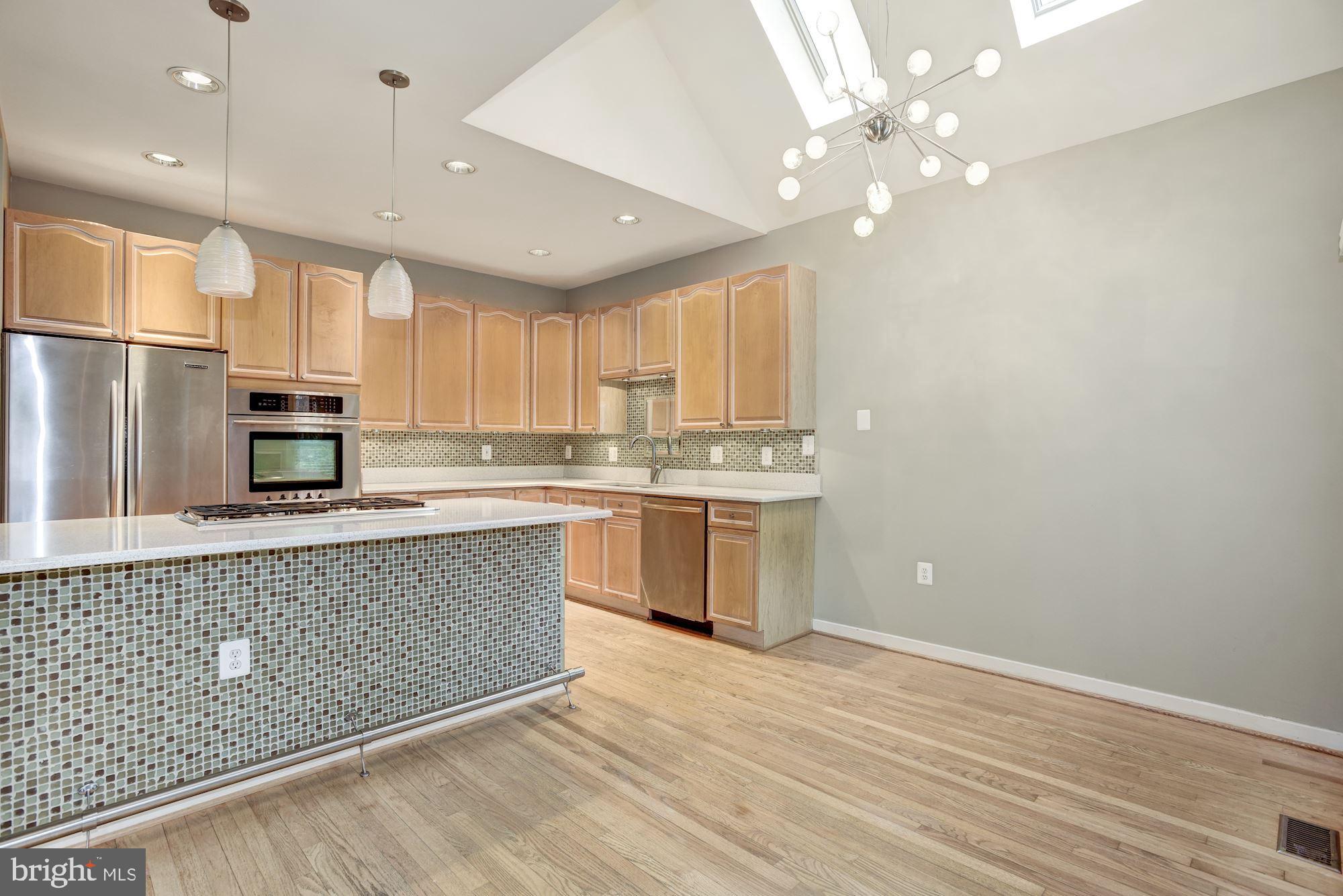 2021 Beacon Place Reston, VA 20191 - Photo 11 of 55