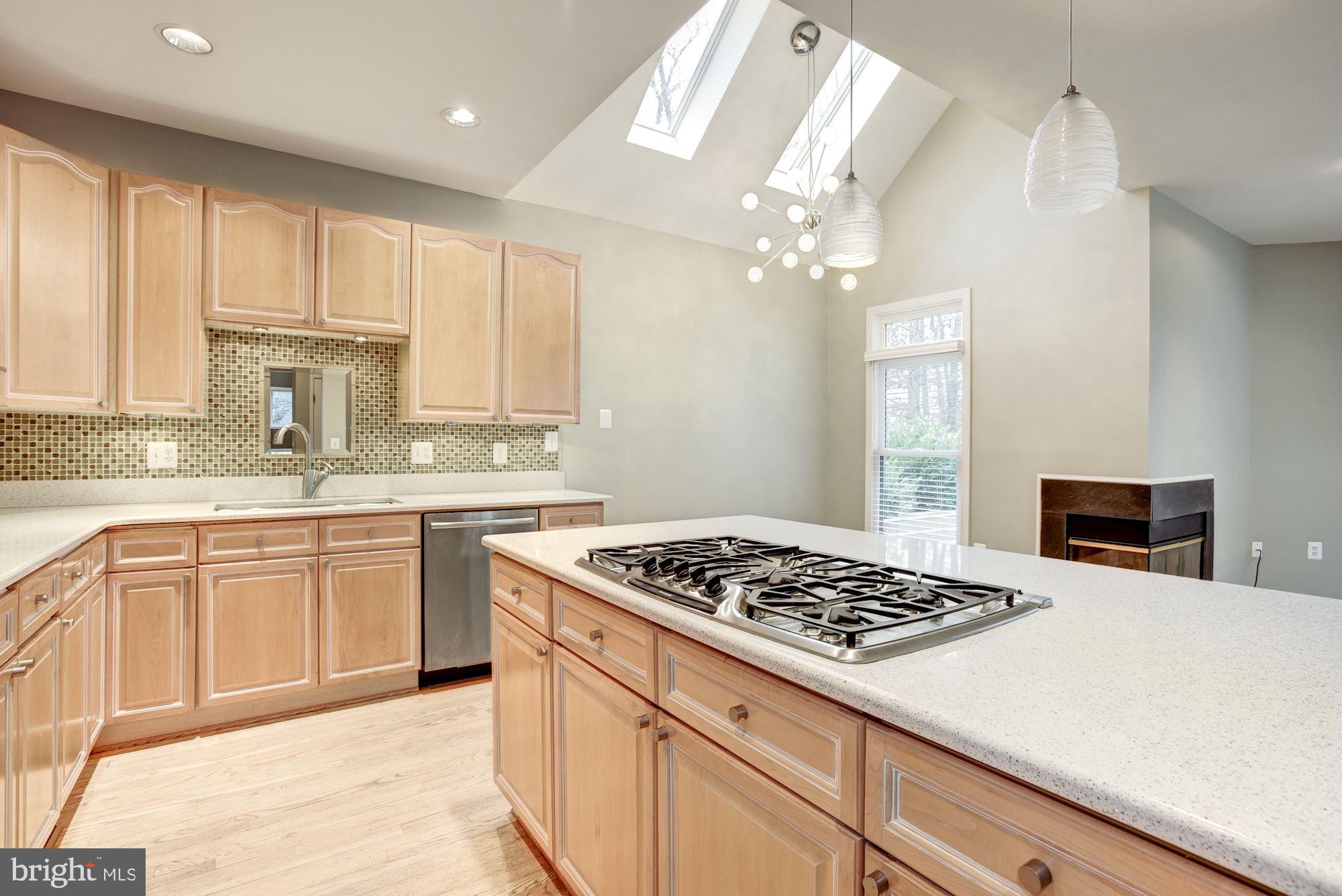 2021 Beacon Place Reston, VA 20191 - Photo 13 of 55