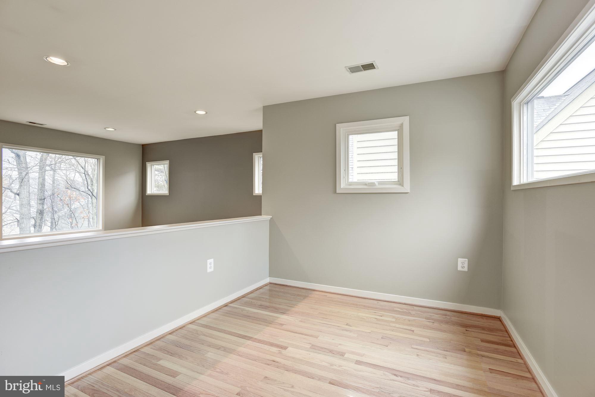2021 Beacon Place Reston, VA 20191 - Photo 23 of 55